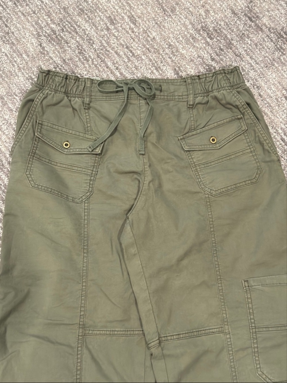 Pilcro Anthropologie Utility Cargo Pants in Olive Green - Picture 3 of 3